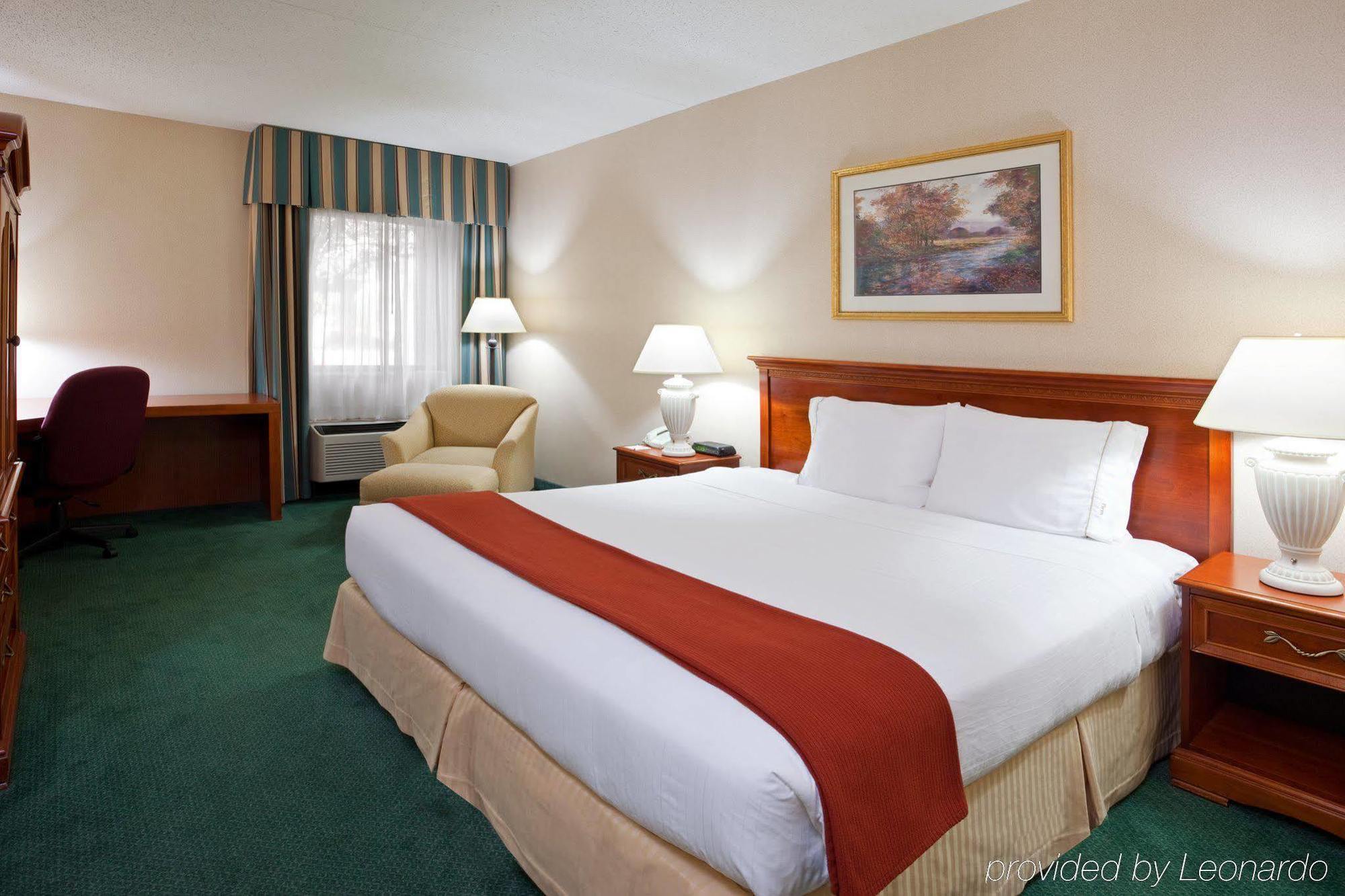 Holiday Inn Express Detroit-Warren/General Motors Technology Center By Ihg Luaran gambar